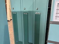 4x lockers, lichtblauw