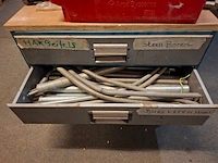 4x magazijnstelling met installatiemateriaal - afbeelding 3 van  12