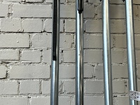 4x metalen ladingstangen met hendel- en ratelsysteem - afbeelding 1 van  7