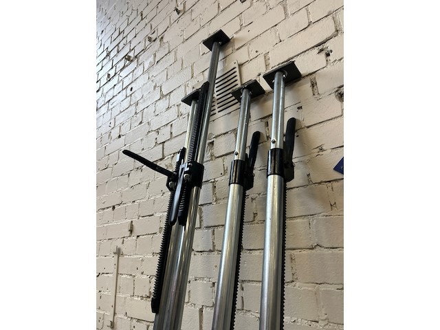 4x metalen ladingstangen met hendel- en ratelsysteem - afbeelding 3 van  7