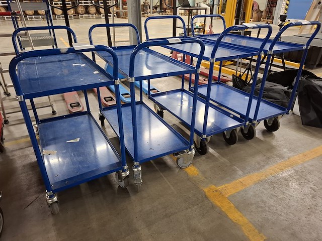 4x metalen materiaalwagen km - afbeelding 1 van  3