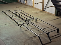 4x metalen onderstel t.b.v. kast - afbeelding 1 van  9