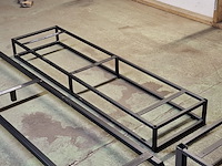 4x metalen onderstel t.b.v. kast - afbeelding 2 van  9