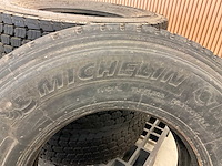 4x michelin 295/80r22.5 vrachtwagenband - afbeelding 3 van  6