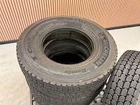 4x michelin 295/80r22.5 vrachtwagenband - afbeelding 6 van  6