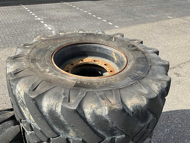 4x michelin 445/70 r19.5 xf band met velg - afbeelding 7 van  7