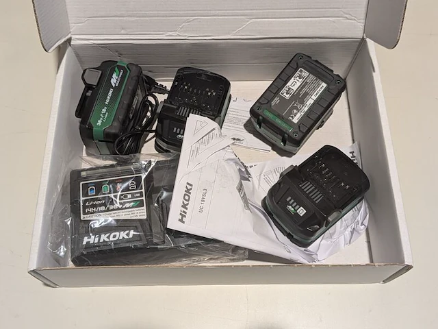 4x multi volt accu, hikoki, bsl 36a18x, en snellader uc18ysl3 - afbeelding 3 van  4