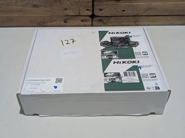 4x multi volt accu, hikoki, bsl 36a18x, en snellader uc18ysl3 - afbeelding 4 van  4