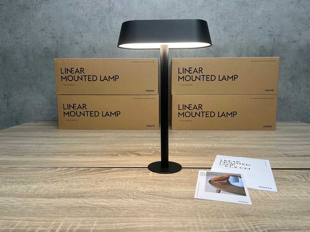 4x muuto linear mounted - design bureaulamp - ongebruikt - afbeelding 1 van  11