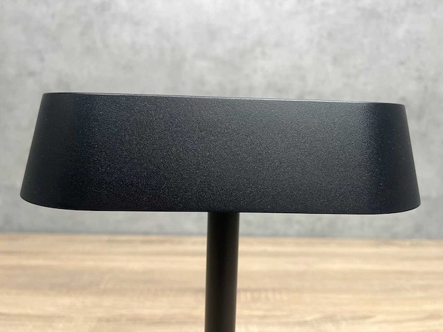 4x muuto linear mounted - design bureaulamp - ongebruikt - afbeelding 3 van  5