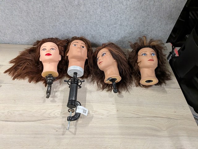 4x oefenhoofd, sibel en xanitalia - afbeelding 1 van  6