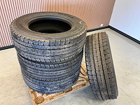 4x ongebruikt bridgestone 315/60r22.5 retread vrachtwagenband - afbeelding 3 van  4