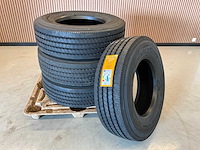 4x ongebruikt double coin 285/70r19.5 vrachtwagenband - afbeelding 1 van  7