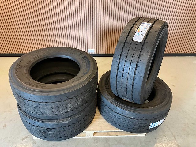 4x ongebruikt first tire 385/55r22.5 vrachtwagenband - afbeelding 3 van  7