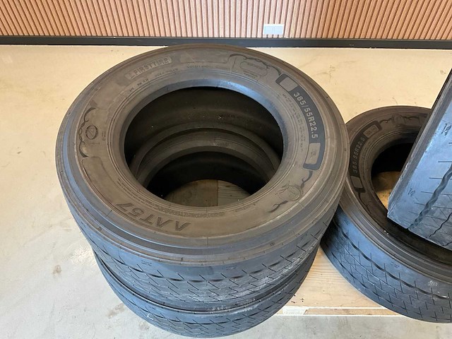 4x ongebruikt first tire 385/55r22.5 vrachtwagenband - afbeelding 6 van  7