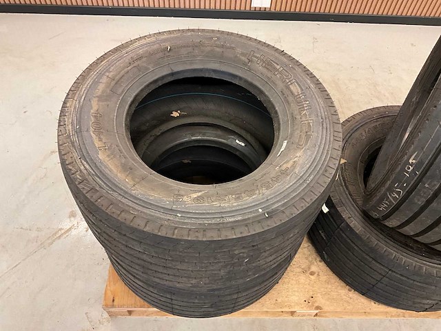 4x ongebruikt hercules 445/45r19.5 vrachtwagenband - afbeelding 6 van  6