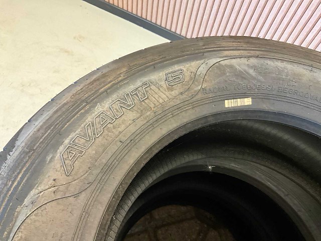 4x ongebruikt sava avant 5 315/60r22.5 retread vrachtwagenband - afbeelding 4 van  7