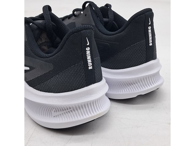 4x paar schoenen, nike, o.a. downshifter 10 - afbeelding 34 van  42