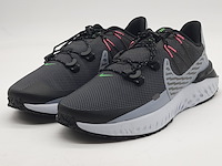 4x paar schoenen, nike, o.a. legend react 3 shield - afbeelding 1 van  10