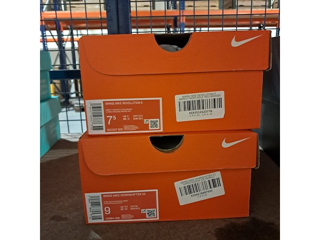 4x paar schoenen, nike, o.a. wmns revolution 5 - afbeelding 11 van  20