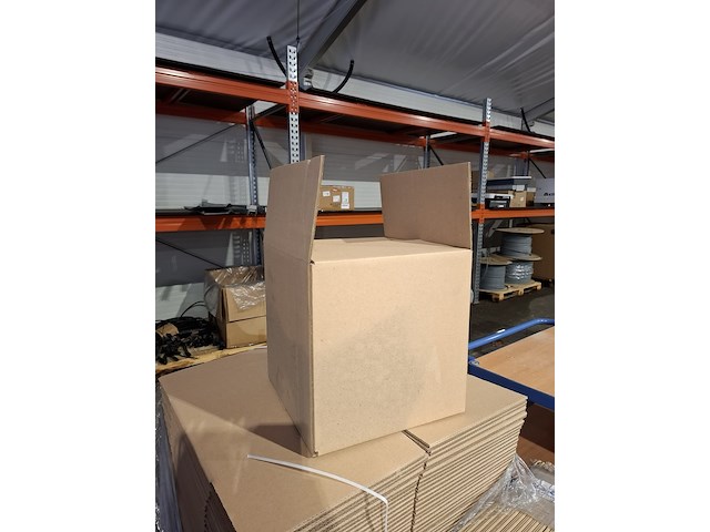 4x pallet diverse verpakkingsdozen diverse modellen - afbeelding 7 van  12