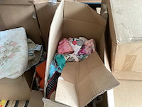 4x pallet met diverse quilts, patchwork & wooden displays - afbeelding 4 van  6