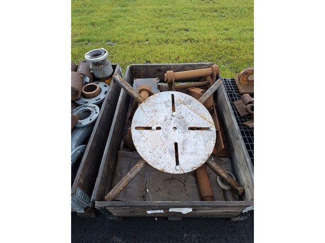 4x pallet met o.a. bauer onderdelen - afbeelding 13 van  20