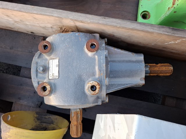 4x pallet met o.a. k80 koppeling - afbeelding 2 van  19