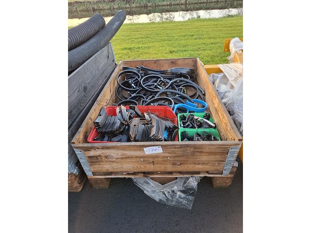 4x pallet met o.a. k80 koppeling - afbeelding 7 van  19