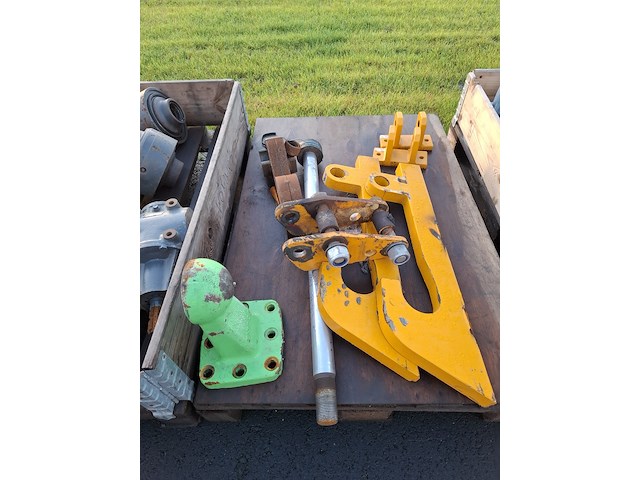 4x pallet met o.a. k80 koppeling - afbeelding 12 van  19