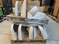 4x pallet sanitair w.o. wasbakken en urinoirs - afbeelding 4 van  11