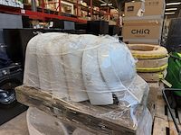 4x pallet sanitair w.o. wasbakken en urinoirs - afbeelding 10 van  11