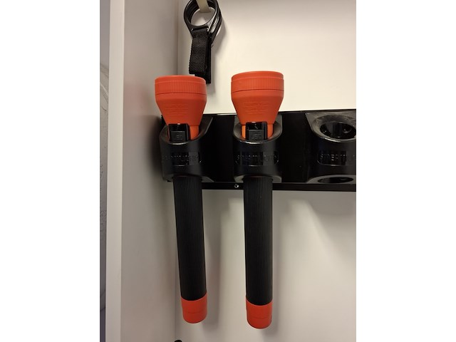 4x portofoon met 2x zaklamp led - afbeelding 7 van  8