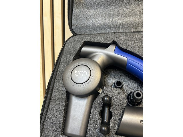 4x premium massage gun in koffer met opzetstukken, bluemay - afbeelding 3 van  14