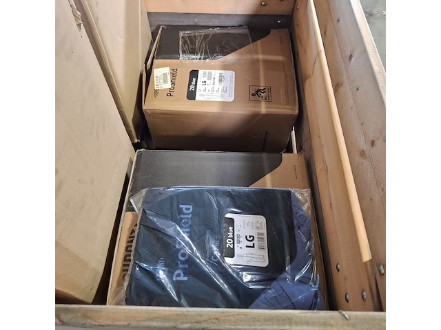 4x prullenbak en partij werkoveralls, o.a dupont - afbeelding 7 van  7