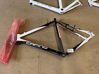 4x racefiets frame - afbeelding 4 van  11