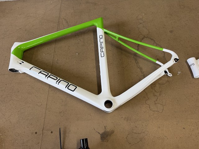 4x racefiets frame - afbeelding 7 van  11