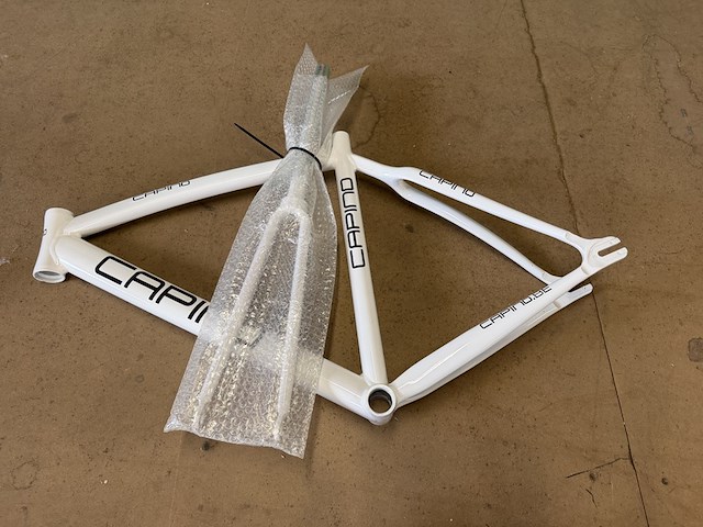 4x racefiets frame - afbeelding 9 van  11