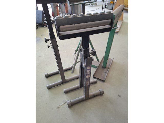 4x rolbok - afbeelding 5 van  5