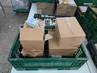 4x rolcontainer gevuld met diverse levensmiddelen - afbeelding 9 van  23