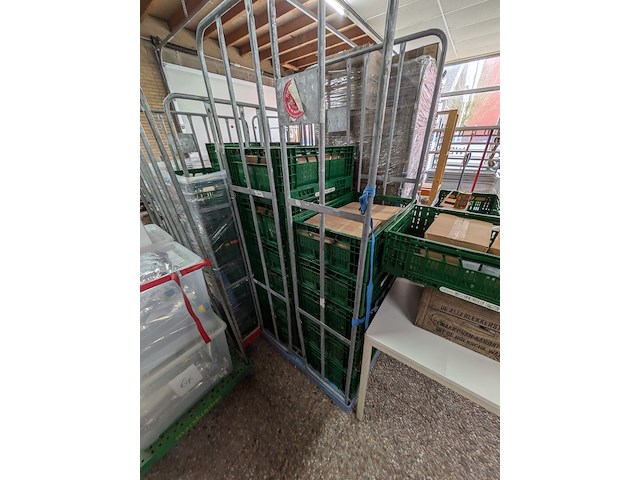 4x rolcontainer gevuld met diverse levensmiddelen - afbeelding 16 van  23