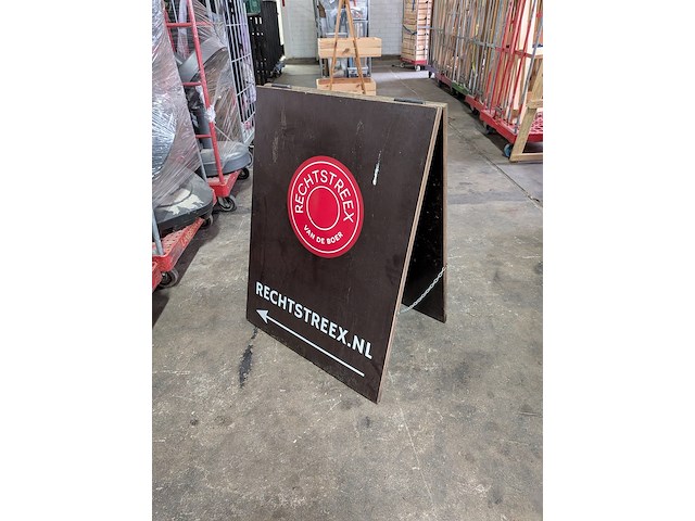 4x rolcontainer gevuld met reclamemateriaal - afbeelding 3 van  11