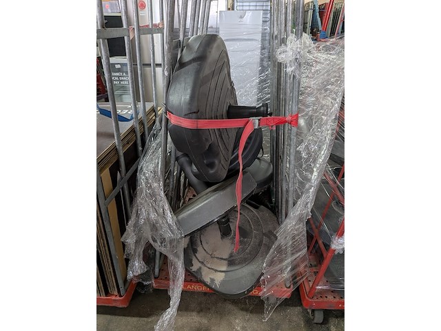 4x rolcontainer gevuld met reclamemateriaal - afbeelding 4 van  11