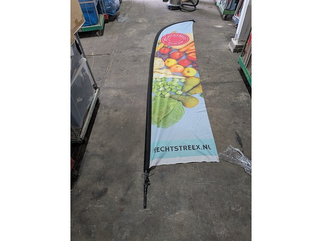 4x rolcontainer gevuld met reclamemateriaal - afbeelding 9 van  11