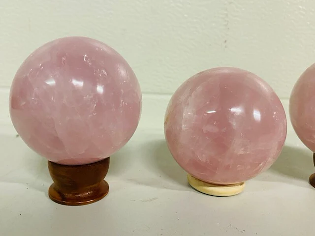 4x rozenkwarts bollen - afbeelding 4 van  5