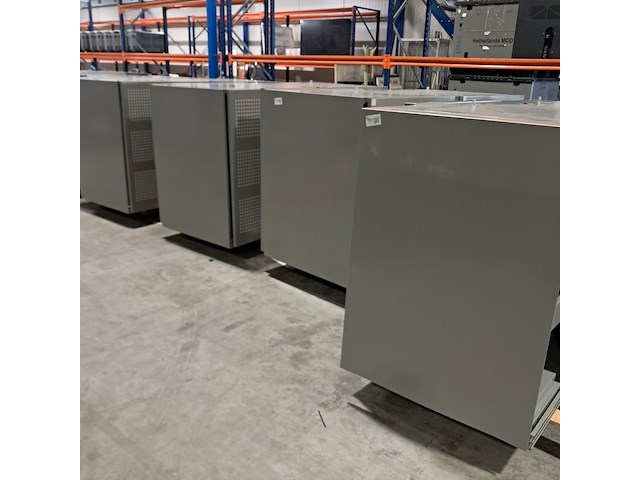 4x schuifdeurkast - afbeelding 1 van  31