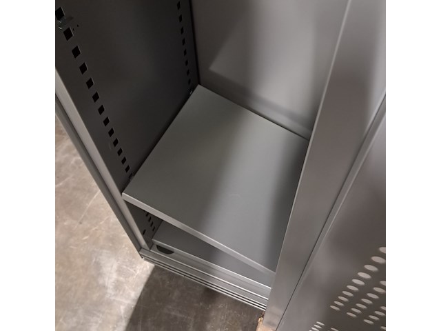 4x schuifdeurkast - afbeelding 7 van  32