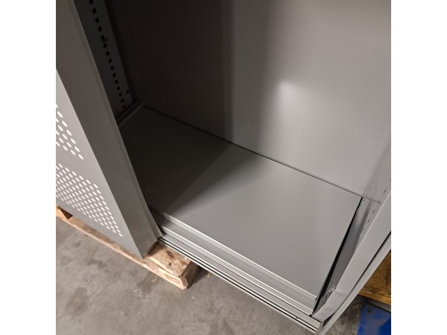 4x schuifdeurkast - afbeelding 8 van  32