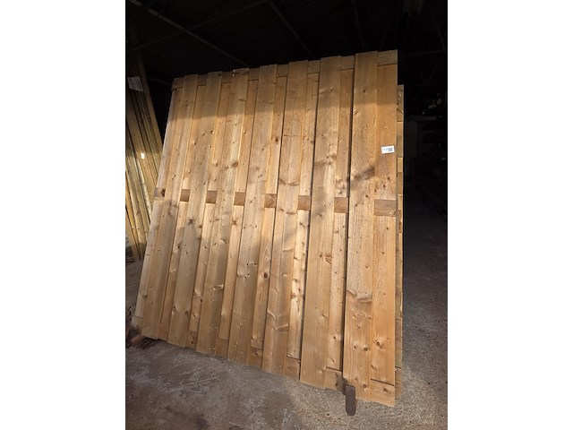 4x schuttingpaneel, o.a. hillhout - afbeelding 1 van  5