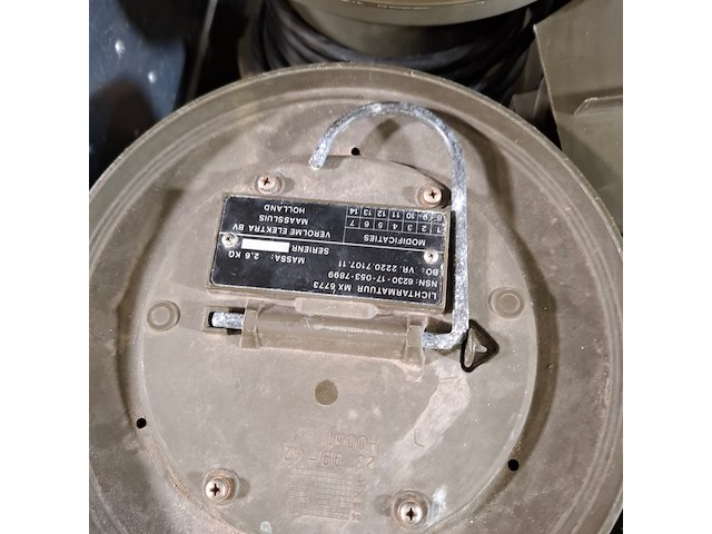 4x set lichtarmaturen in metalen transportkist, verolme elektro, o.a. mx6773 - afbeelding 4 van  8